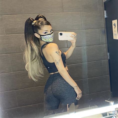 ariana grande.nude|Ariana Grandes Ass